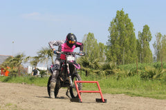 Stargate by SK Racing: il cancello elettronico per partenze motocross che rivoluziona i tuoi allenamenti